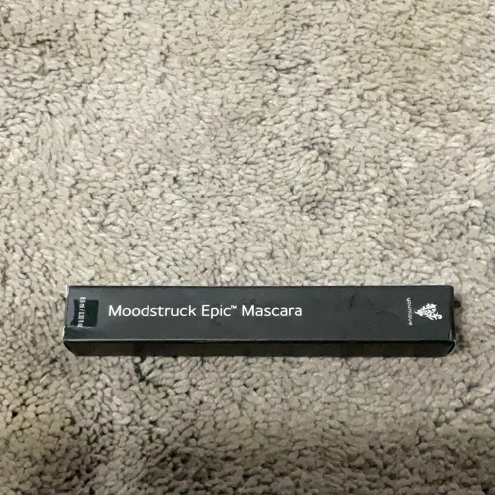 Younique Moodstruck Epic Mascara - Black